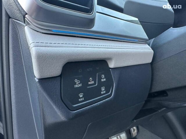 Синий Фольксваген ID.6 Crozz, объемом двигателя 0 л и пробегом 16 тыс. км за 38940 $, фото 22 на Automoto.ua