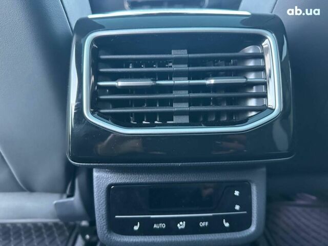 Синий Фольксваген ID.6 Crozz, объемом двигателя 0 л и пробегом 16 тыс. км за 38940 $, фото 37 на Automoto.ua