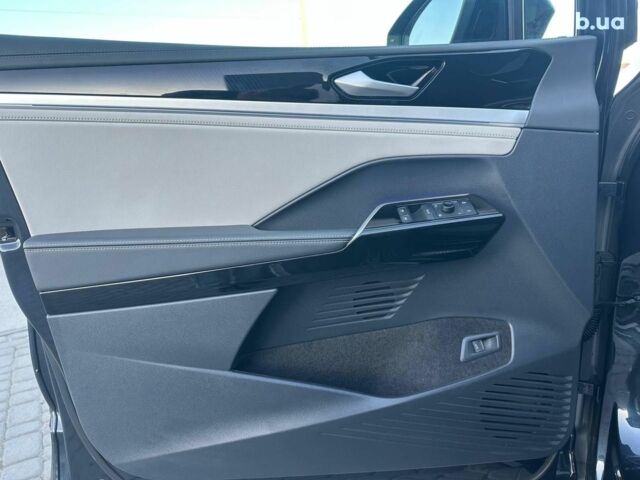 Синий Фольксваген ID.6 Crozz, объемом двигателя 0 л и пробегом 16 тыс. км за 38940 $, фото 17 на Automoto.ua