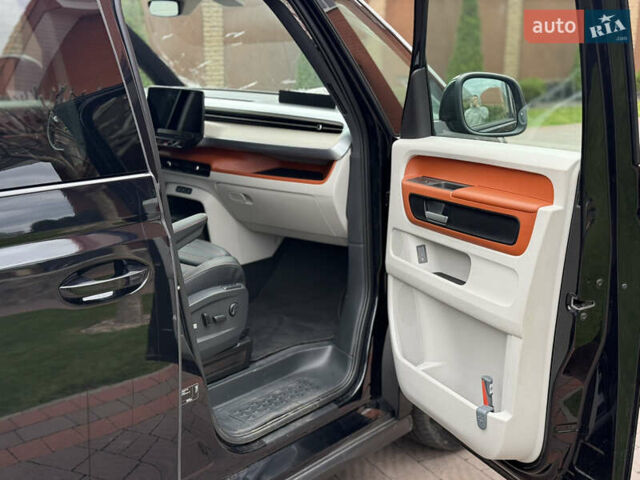 Чорний Фольксваген I.D. Buzz, об'ємом двигуна 0 л та пробігом 55 тис. км за 25400 $, фото 44 на Automoto.ua