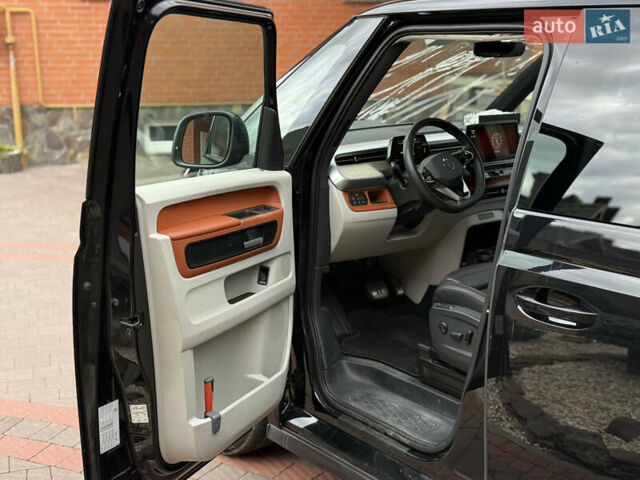 Чорний Фольксваген I.D. Buzz, об'ємом двигуна 0 л та пробігом 55 тис. км за 25400 $, фото 32 на Automoto.ua