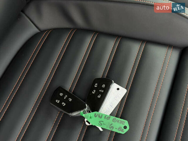 Чорний Фольксваген I.D. Buzz, об'ємом двигуна 0 л та пробігом 55 тис. км за 25400 $, фото 61 на Automoto.ua