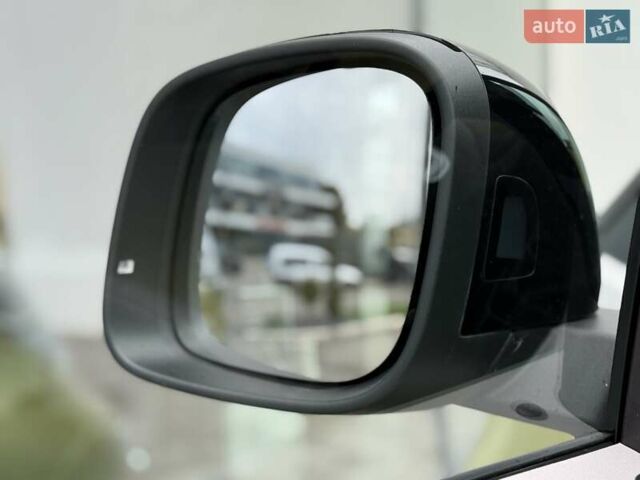 Желтый Фольксваген I.D. Buzz, объемом двигателя 0 л и пробегом 25 тыс. км за 45900 $, фото 50 на Automoto.ua