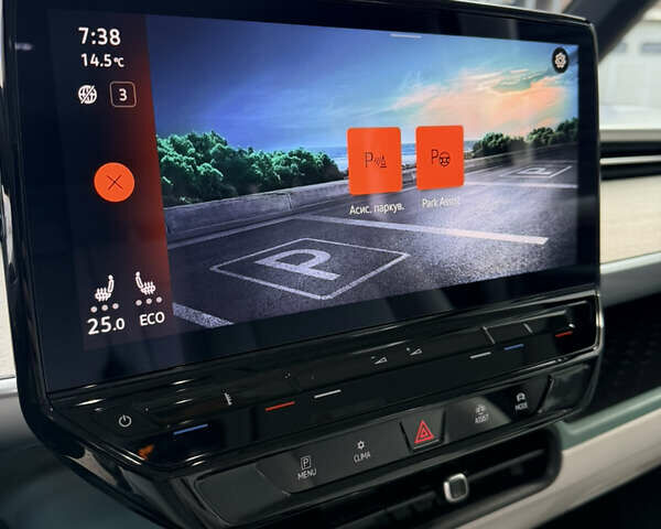 Зелений Фольксваген I.D. Buzz, об'ємом двигуна 0 л та пробігом 4 тис. км за 50000 $, фото 12 на Automoto.ua