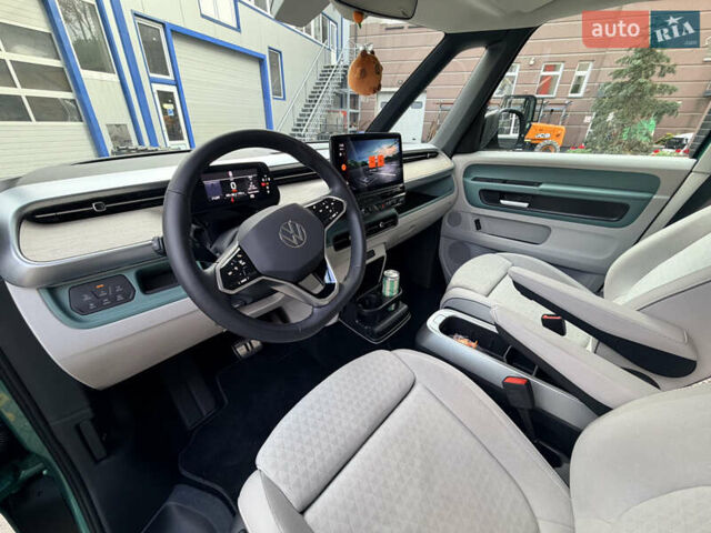 Зелений Фольксваген I.D. Buzz, об'ємом двигуна 0 л та пробігом 4 тис. км за 50000 $, фото 11 на Automoto.ua