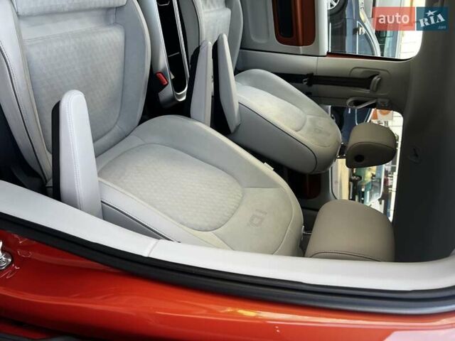 Помаранчевий Фольксваген I.D. Buzz, об'ємом двигуна 0 л та пробігом 18 тис. км за 39900 $, фото 16 на Automoto.ua