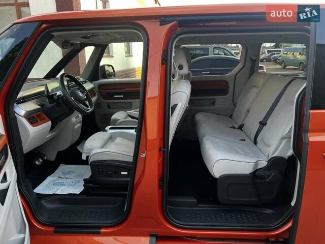 Помаранчевий Фольксваген I.D. Buzz, об'ємом двигуна 0 л та пробігом 18 тис. км за 39900 $, фото 27 на Automoto.ua