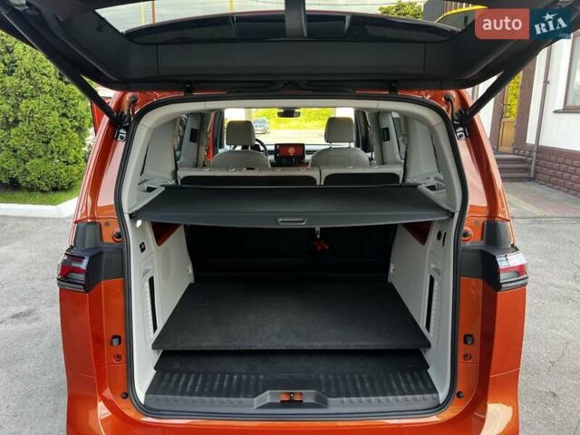 Помаранчевий Фольксваген I.D. Buzz, об'ємом двигуна 0 л та пробігом 18 тис. км за 39900 $, фото 34 на Automoto.ua