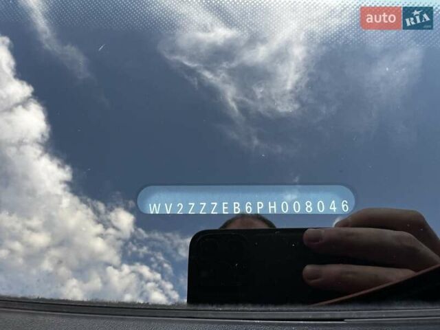 Помаранчевий Фольксваген I.D. Buzz, об'ємом двигуна 0 л та пробігом 18 тис. км за 39900 $, фото 44 на Automoto.ua