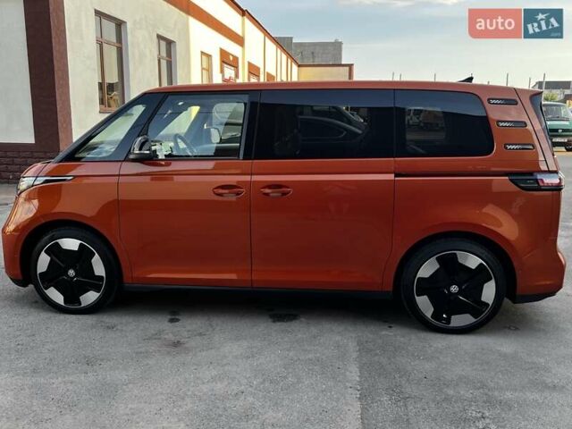 Помаранчевий Фольксваген I.D. Buzz, об'ємом двигуна 0 л та пробігом 18 тис. км за 39900 $, фото 1 на Automoto.ua