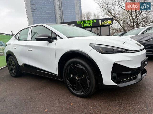 Білий Фольксваген ID. Unyx, об'ємом двигуна 0 л та пробігом 1 тис. км за 26800 $, фото 3 на Automoto.ua