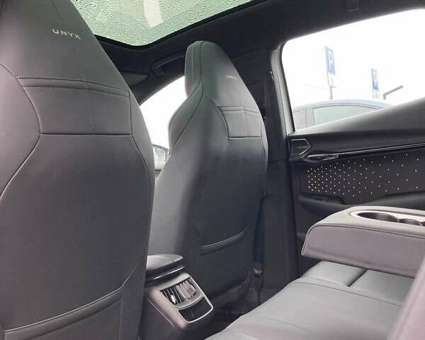 Белый Фольксваген ID. Unyx, объемом двигателя 0 л и пробегом 1 тыс. км за 26800 $, фото 23 на Automoto.ua