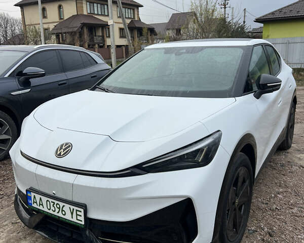 Білий Фольксваген ID. Unyx, об'ємом двигуна 0 л та пробігом 1 тис. км за 27500 $, фото 4 на Automoto.ua