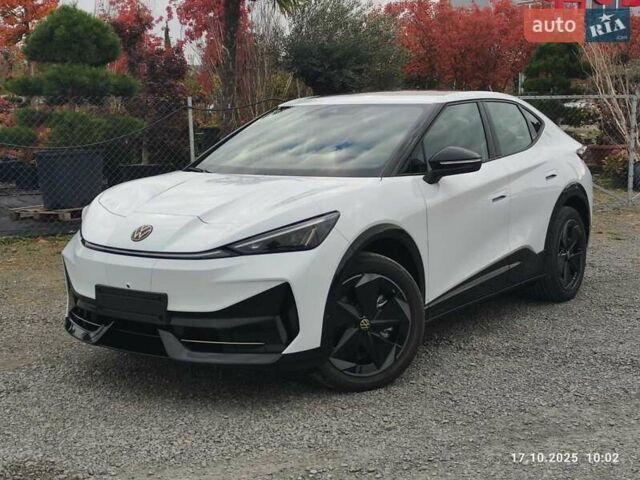 Белый Фольксваген ID. Unyx, объемом двигателя 0 л и пробегом 2 тыс. км за 29300 $, фото 1 на Automoto.ua