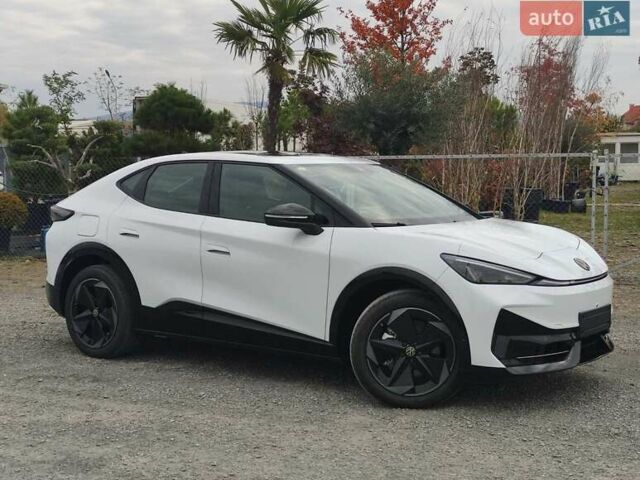Белый Фольксваген ID. Unyx, объемом двигателя 0 л и пробегом 2 тыс. км за 29300 $, фото 2 на Automoto.ua