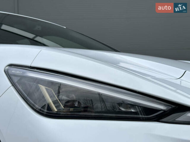 Белый Фольксваген ID. Unyx, объемом двигателя 0 л и пробегом 1 тыс. км за 28700 $, фото 10 на Automoto.ua