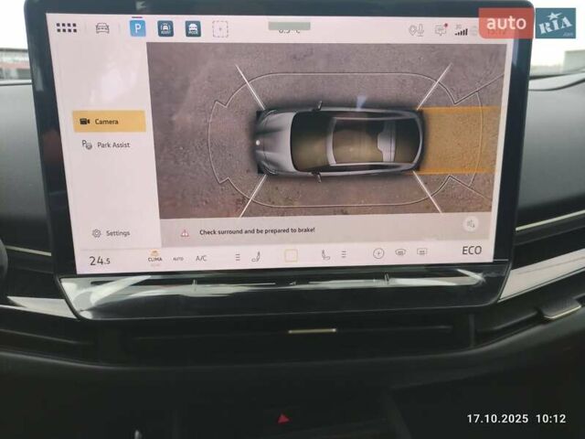 Белый Фольксваген ID. Unyx, объемом двигателя 0 л и пробегом 2 тыс. км за 29300 $, фото 12 на Automoto.ua