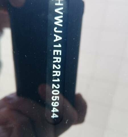 Белый Фольксваген ID. Unyx, объемом двигателя 0 л и пробегом 1 тыс. км за 26900 $, фото 6 на Automoto.ua