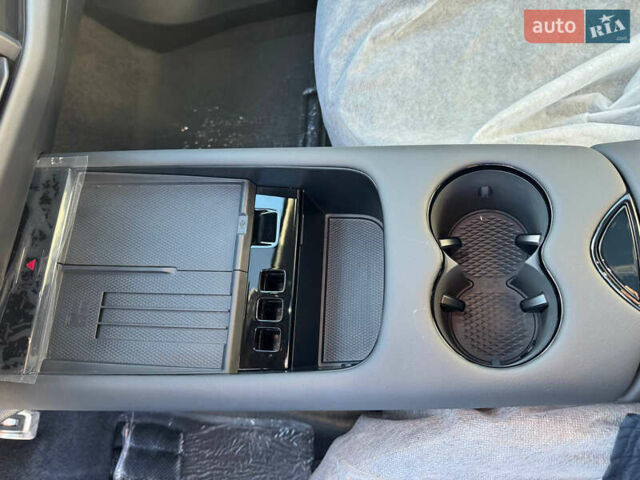 Белый Фольксваген ID. Unyx, объемом двигателя 0 л и пробегом 1 тыс. км за 28999 $, фото 21 на Automoto.ua