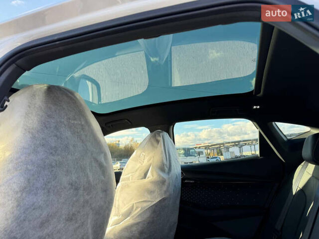 Белый Фольксваген ID. Unyx, объемом двигателя 0 л и пробегом 1 тыс. км за 28999 $, фото 16 на Automoto.ua