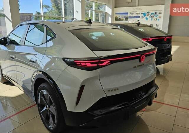 Белый Фольксваген ID. Unyx, объемом двигателя 0 л и пробегом 1 тыс. км за 26900 $, фото 2 на Automoto.ua