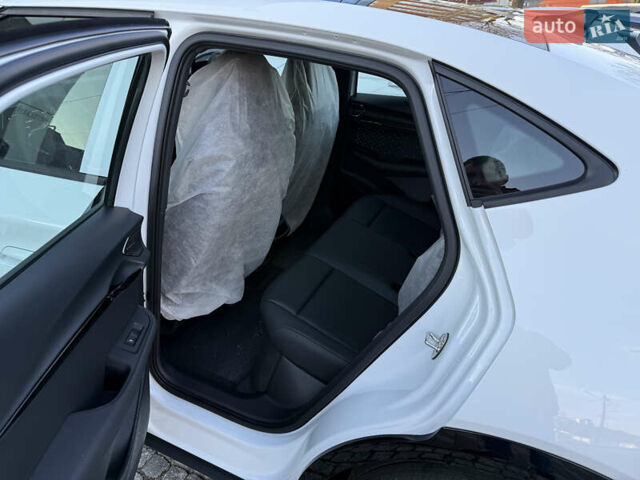 Белый Фольксваген ID. Unyx, объемом двигателя 0 л и пробегом 1 тыс. км за 30000 $, фото 10 на Automoto.ua