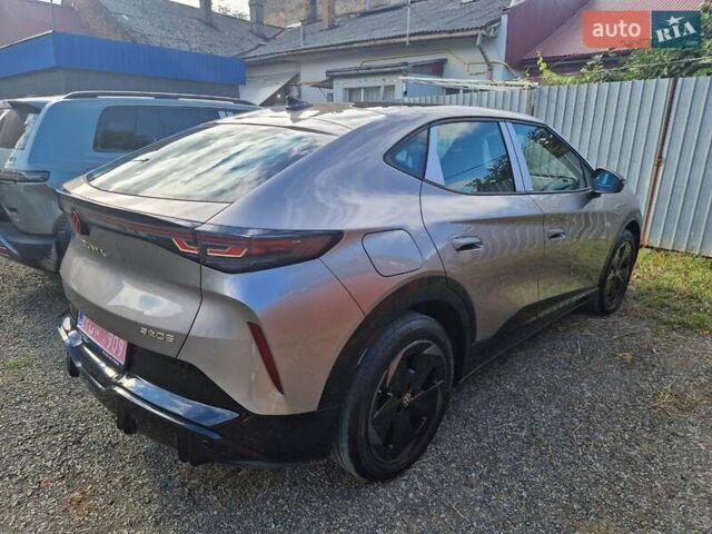 Бежевый Фольксваген ID. Unyx, объемом двигателя 0 л и пробегом 1 тыс. км за 30600 $, фото 4 на Automoto.ua