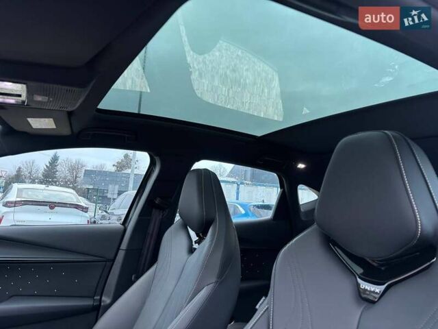 Чорний Фольксваген ID. Unyx, об'ємом двигуна 0 л та пробігом 1 тис. км за 27999 $, фото 26 на Automoto.ua