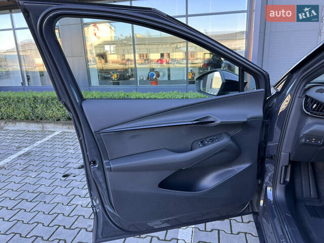 Чорний Фольксваген ID. Unyx, об'ємом двигуна 0 л та пробігом 1 тис. км за 27200 $, фото 13 на Automoto.ua