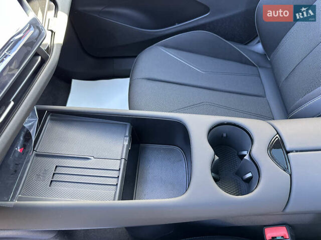 Чорний Фольксваген ID. Unyx, об'ємом двигуна 0 л та пробігом 1 тис. км за 27200 $, фото 26 на Automoto.ua