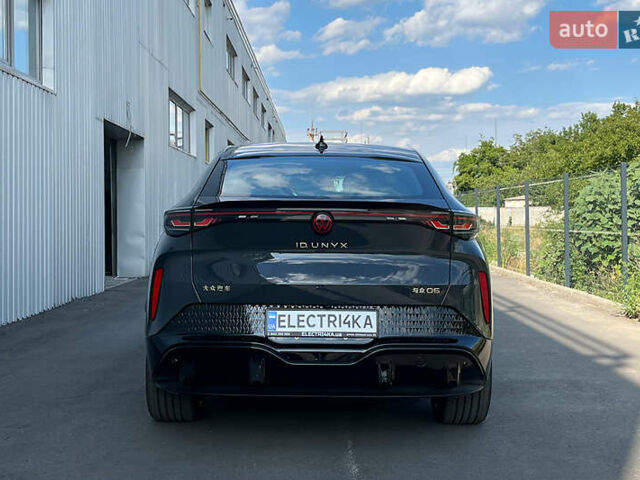 Черный Фольксваген ID. Unyx, объемом двигателя 0 л и пробегом 1 тыс. км за 34000 $, фото 3 на Automoto.ua