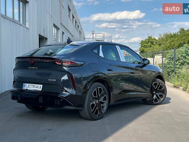 Черный Фольксваген ID. Unyx, объемом двигателя 0 л и пробегом 1 тыс. км за 34000 $, фото 1 на Automoto.ua