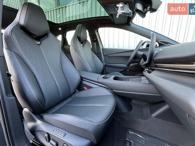 Черный Фольксваген ID. Unyx, объемом двигателя 0 л и пробегом 1 тыс. км за 34000 $, фото 5 на Automoto.ua