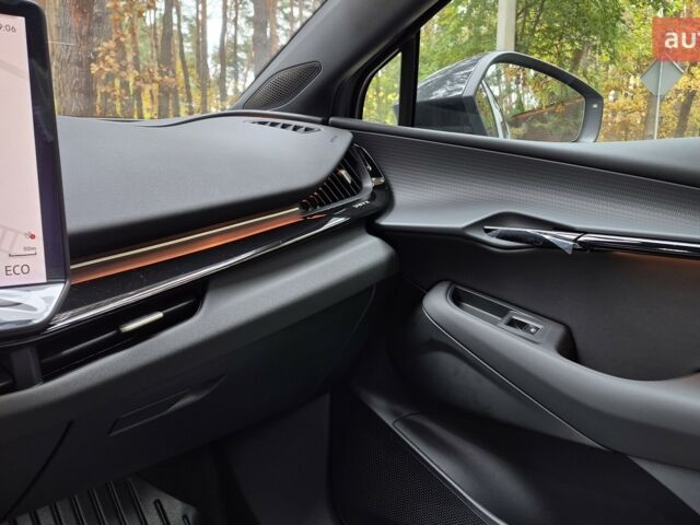 купить новое авто Фольксваген ID. Unyx 2024 года от официального дилера Energy Hub Київ Фольксваген фото