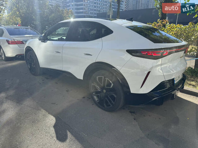 Фольксваген ID. Unyx, об'ємом двигуна 0 л та пробігом 1 тис. км за 33800 $, фото 3 на Automoto.ua