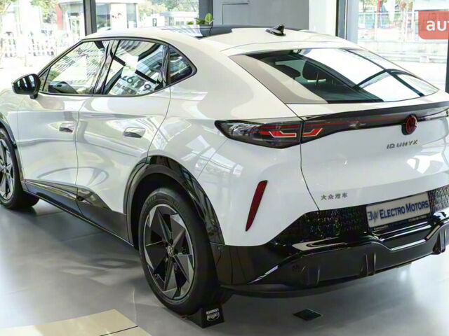 купить новое авто Фольксваген ID. Unyx 2024 года от официального дилера Максим Фольксваген фото