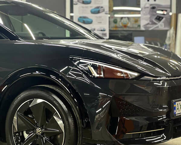 Фольксваген ID. Unyx, объемом двигателя 0 л и пробегом 17 тыс. км за 27500 $, фото 1 на Automoto.ua