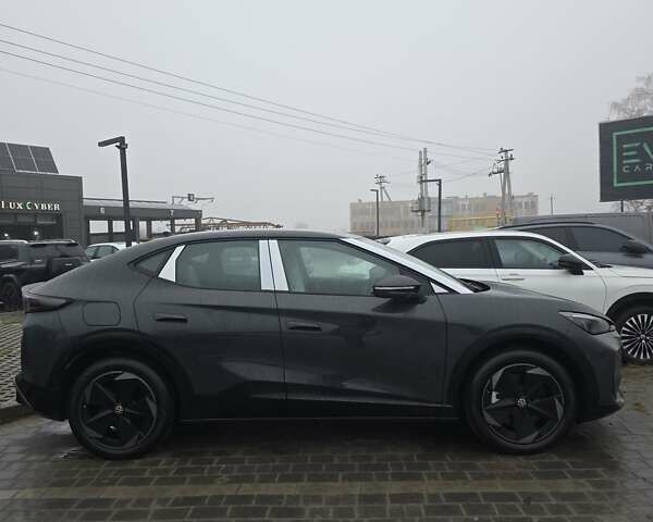 Фольксваген ID. Unyx, объемом двигателя 0 л и пробегом 1 тыс. км за 27950 $, фото 3 на Automoto.ua