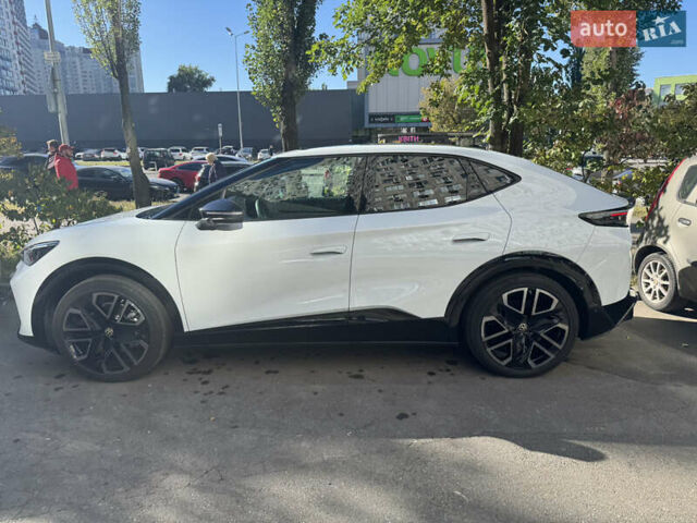 Фольксваген ID. Unyx, об'ємом двигуна 0 л та пробігом 1 тис. км за 33800 $, фото 1 на Automoto.ua