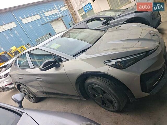 Фольксваген ID. Unyx, объемом двигателя 0 л и пробегом 1 тыс. км за 29999 $, фото 6 на Automoto.ua