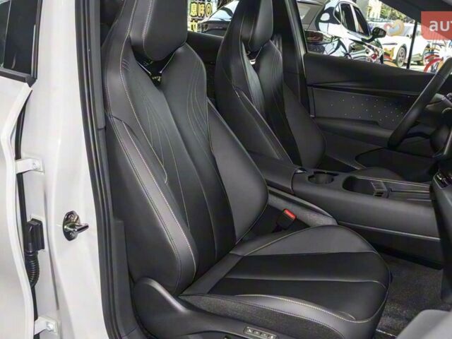 купить новое авто Фольксваген ID. Unyx 2025 года от официального дилера Максим Фольксваген фото