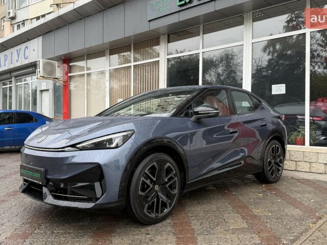купить новое авто Фольксваген ID. Unyx 2025 года от официального дилера E-MOTION CARS Фольксваген фото