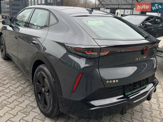 Серый Фольксваген ID. Unyx, объемом двигателя 0 л и пробегом 1 тыс. км за 29900 $, фото 5 на Automoto.ua