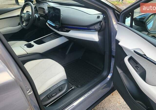 Серый Фольксваген ID. Unyx, объемом двигателя 0 л и пробегом 500 тыс. км за 32900 $, фото 15 на Automoto.ua