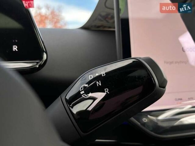 Сірий Фольксваген ID. Unyx, об'ємом двигуна 0 л та пробігом 1 тис. км за 28900 $, фото 46 на Automoto.ua