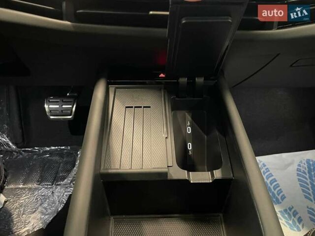 Сірий Фольксваген ID. Unyx, об'ємом двигуна 0 л та пробігом 1 тис. км за 34500 $, фото 21 на Automoto.ua