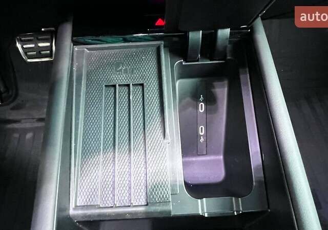 Серый Фольксваген ID. Unyx, объемом двигателя 0 л и пробегом 7 тыс. км за 27250 $, фото 24 на Automoto.ua