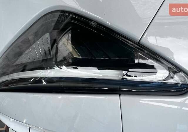 Серый Фольксваген ID. Unyx, объемом двигателя 0 л и пробегом 7 тыс. км за 27250 $, фото 37 на Automoto.ua