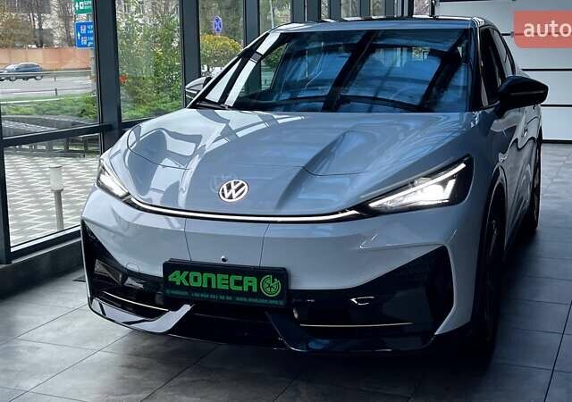 Серый Фольксваген ID. Unyx, объемом двигателя 0 л и пробегом 7 тыс. км за 27250 $, фото 5 на Automoto.ua