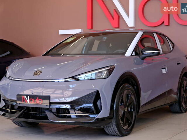 Серый Фольксваген ID. Unyx, объемом двигателя 0 л и пробегом 1 тыс. км за 31900 $, фото 4 на Automoto.ua